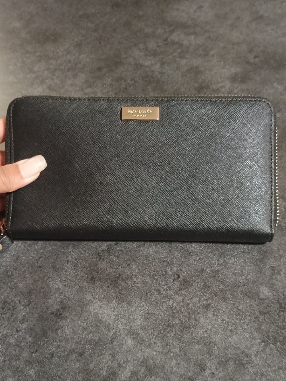 Kate Spade Black Laurel Way Zip-Around Saffiano Continental Wallet - Picture 3 of 7